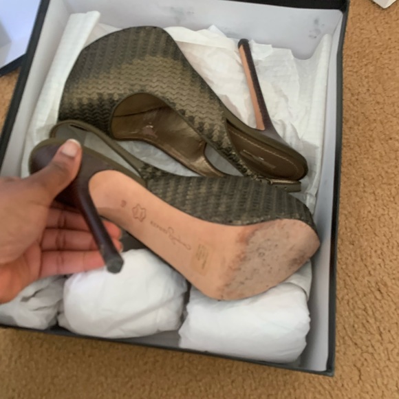 Report Signature Bronze Sequin + Leather Platform Pump Sz 8.5 - Picture 2 of 3